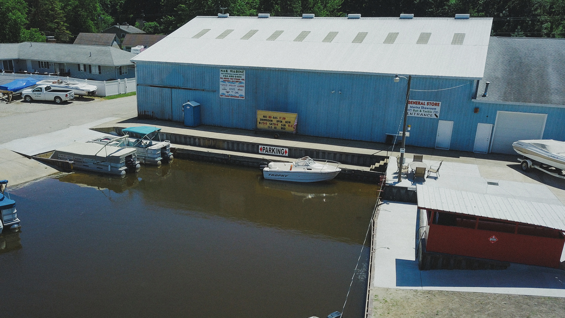 marine-construction-piles-_0002_seawalls_square_0019_Layer 27