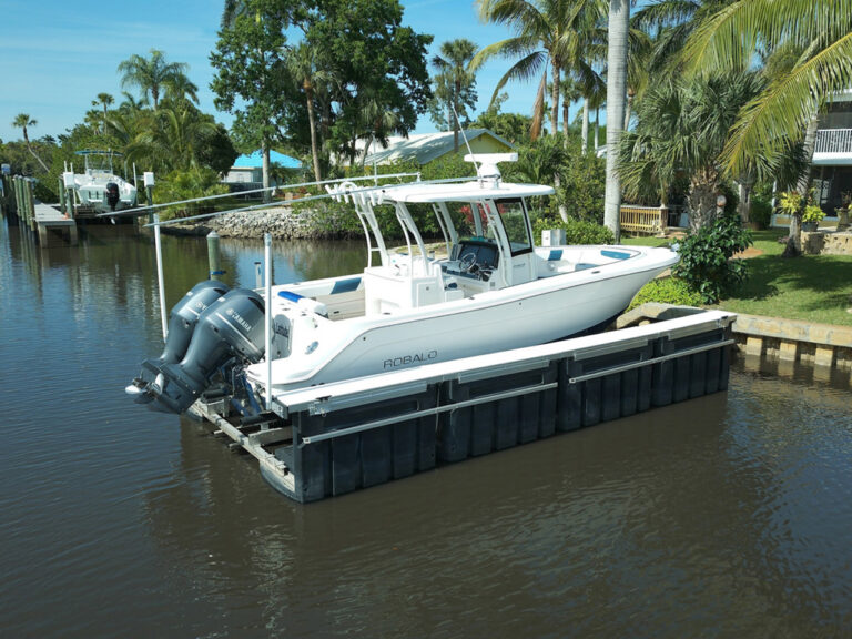 Hoists - Water's Edge Dock and Hoist